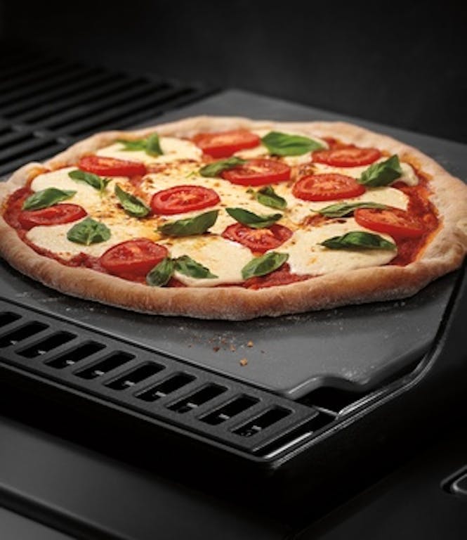 Piedra esmaltada para pizza WEBER CRAFTED​
